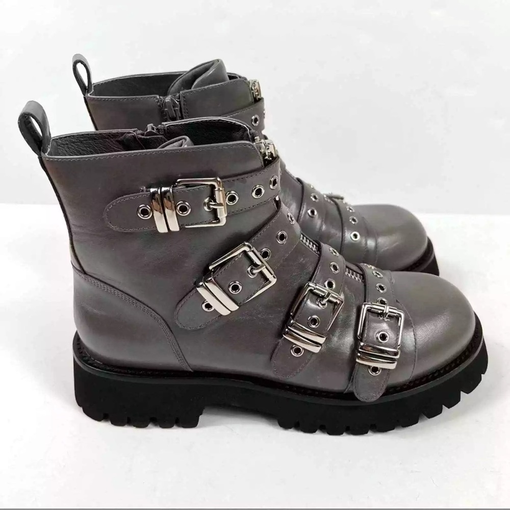 Jeffrey Campbell Leather Recessed Lug Sole Bootie in Grey Silver size 8.5